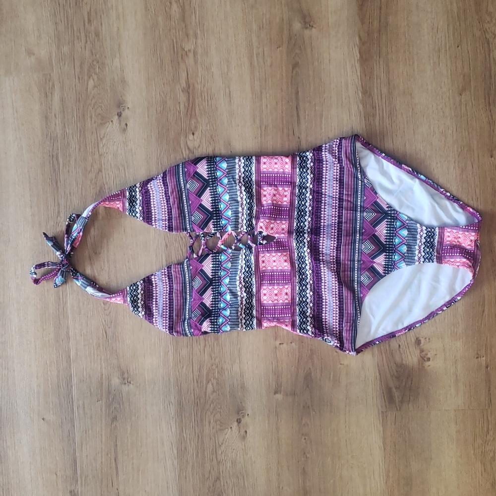 Multicolored one peice